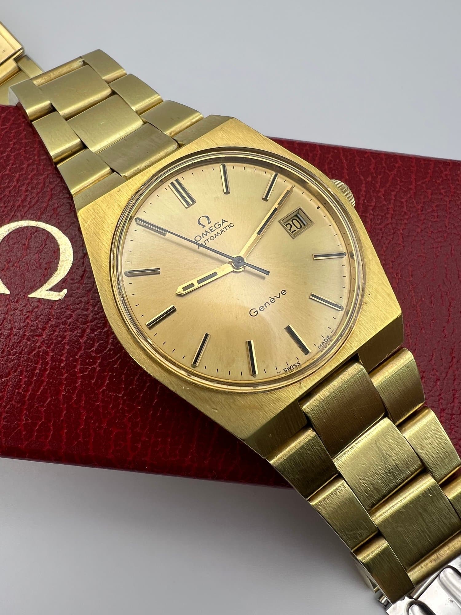 Omega Genève Automatic 1970s
