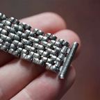 Beads-of-rice bracelet: Straight-end, steel (search photo)