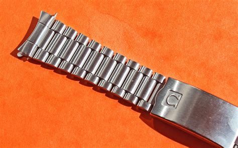 Omega bracelet: 1171, c. 1970 to today